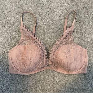 VICTORIA SECRETS 36D LIGHT PINK ISH TAN COLOR